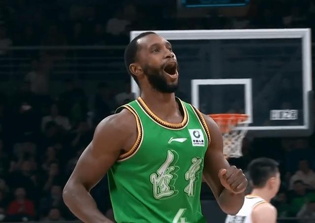 开云sport-勇士逆转国王，张镇麟关键制胜