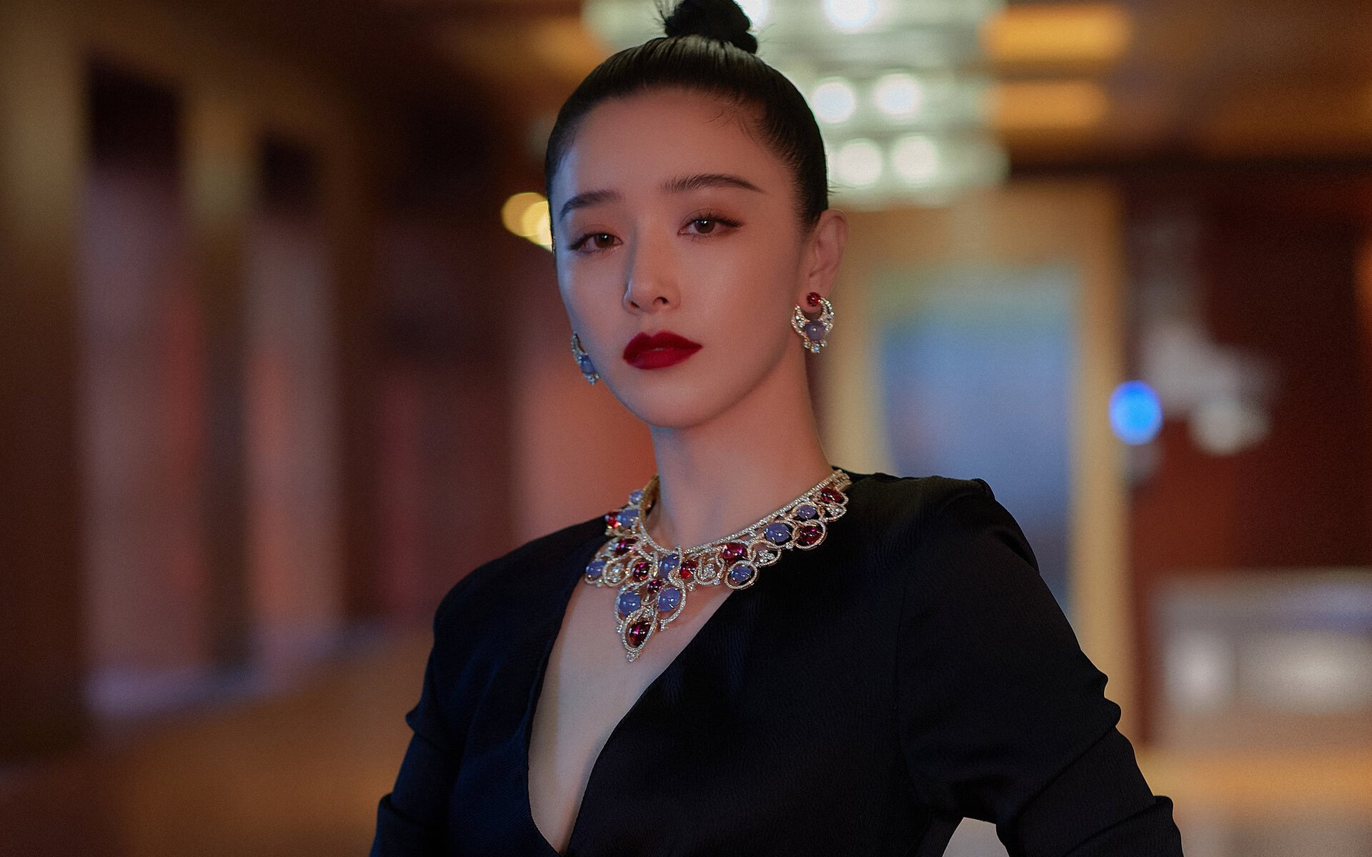 星空下的火焰，当本泽马点燃德甲争冠夜