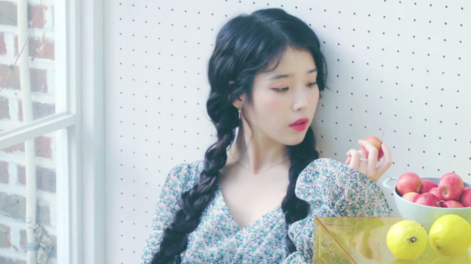 厄瓜多尔足球速胜南非，库尔图瓦点球式破门创新足坛奇观